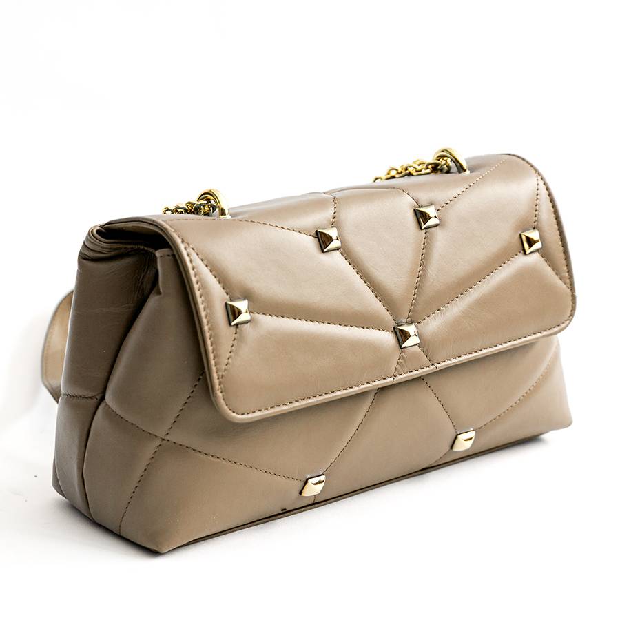 Laura Di Maggio MUSA – borsa in pelle nappa trapuntata con borchie taupe Online