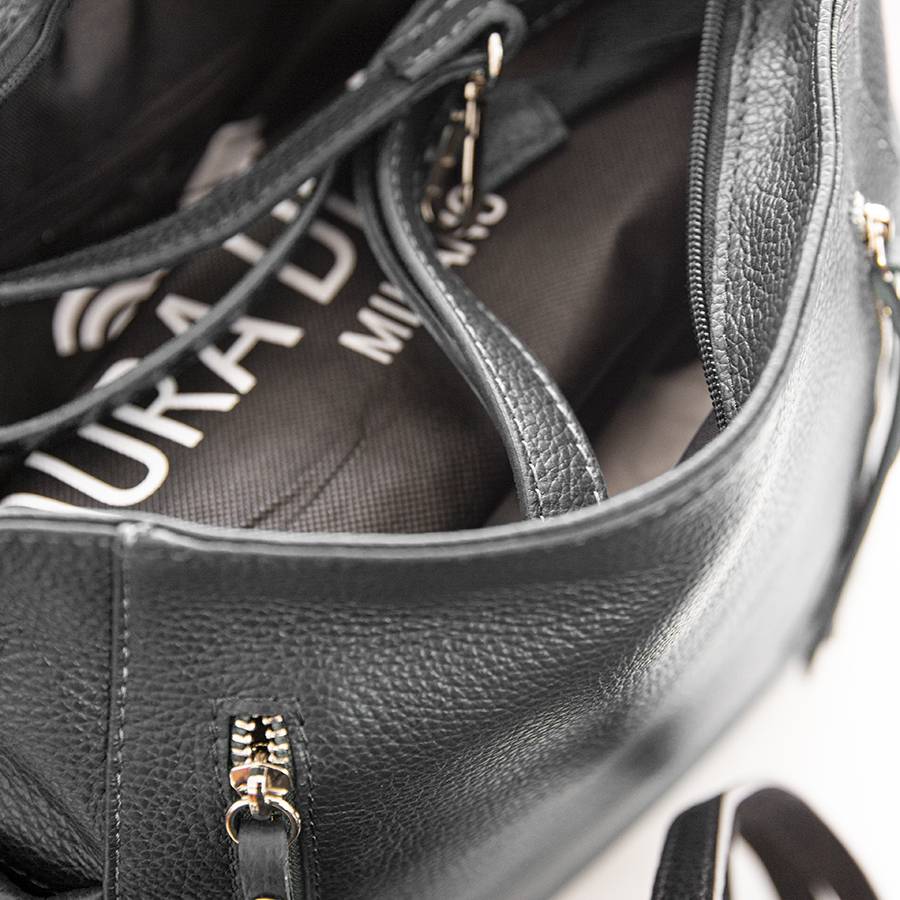 Laura Di Maggio ZIPPY – sacca in pelle con zip nera Offerte