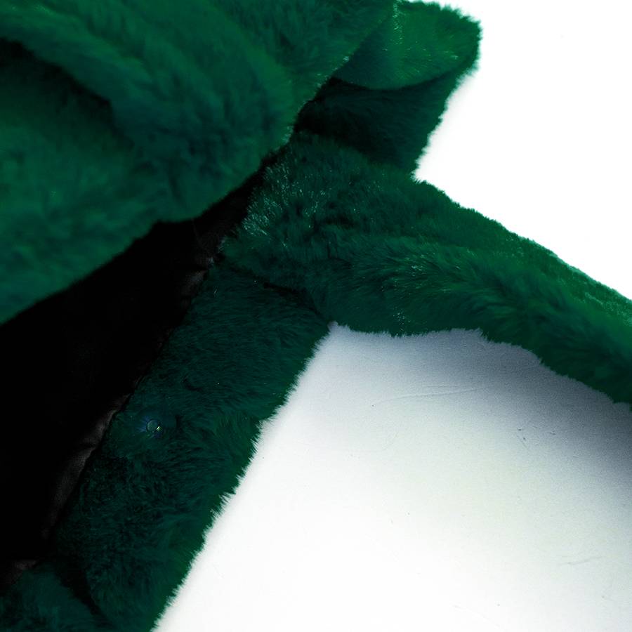 Laura Di Maggio FLUFFY – Maxi shopping in pelliccia ecologica verde Discount Store per i nuovi prodotti