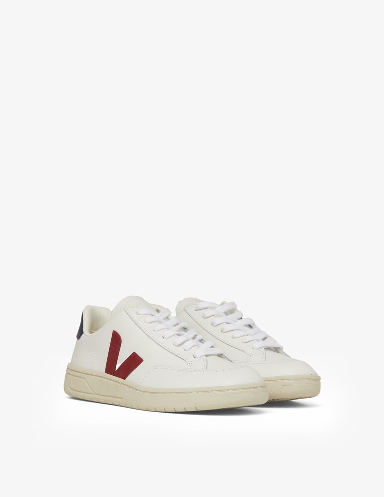 Veja Sneakers in pelle V-12 Liquidazione