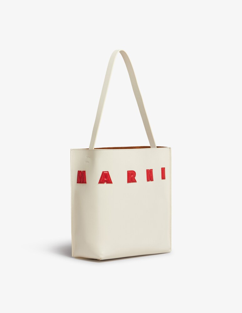 Marni Borsa hobo museo piccola con applicazioni Offerte giornaliere