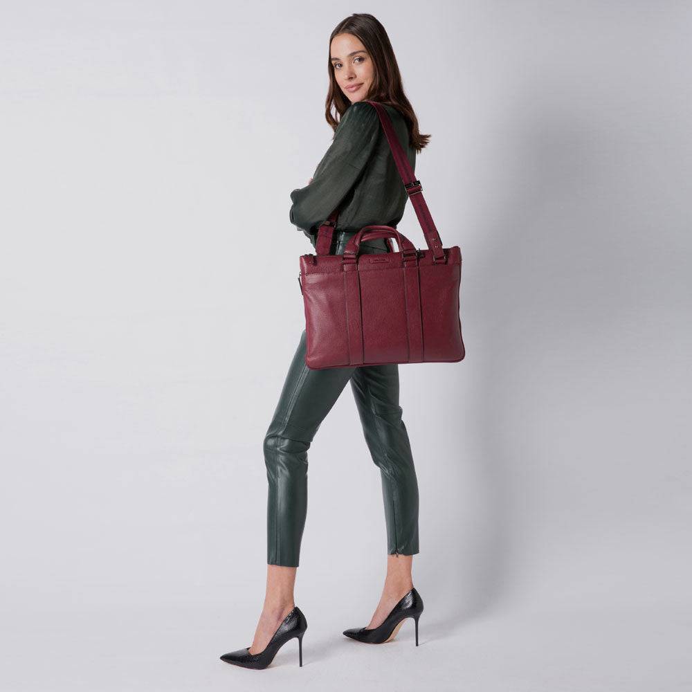 Piquadro Expandable, slim computer bag Offerte