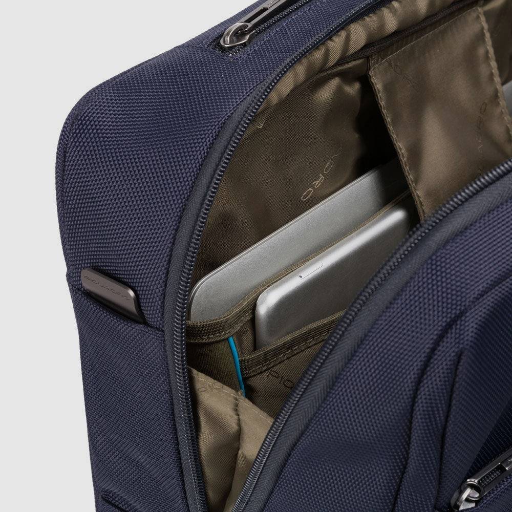 Piquadro Wheeled laptop briefcase 15,6" in recycled fabric Novità