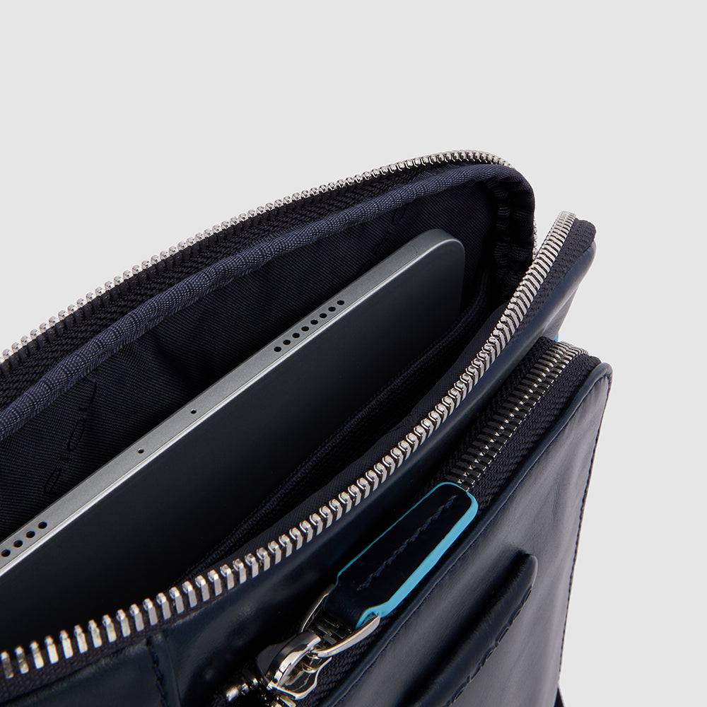 Piquadro iPad/iPad®Air shoulder pocket bag with Italia