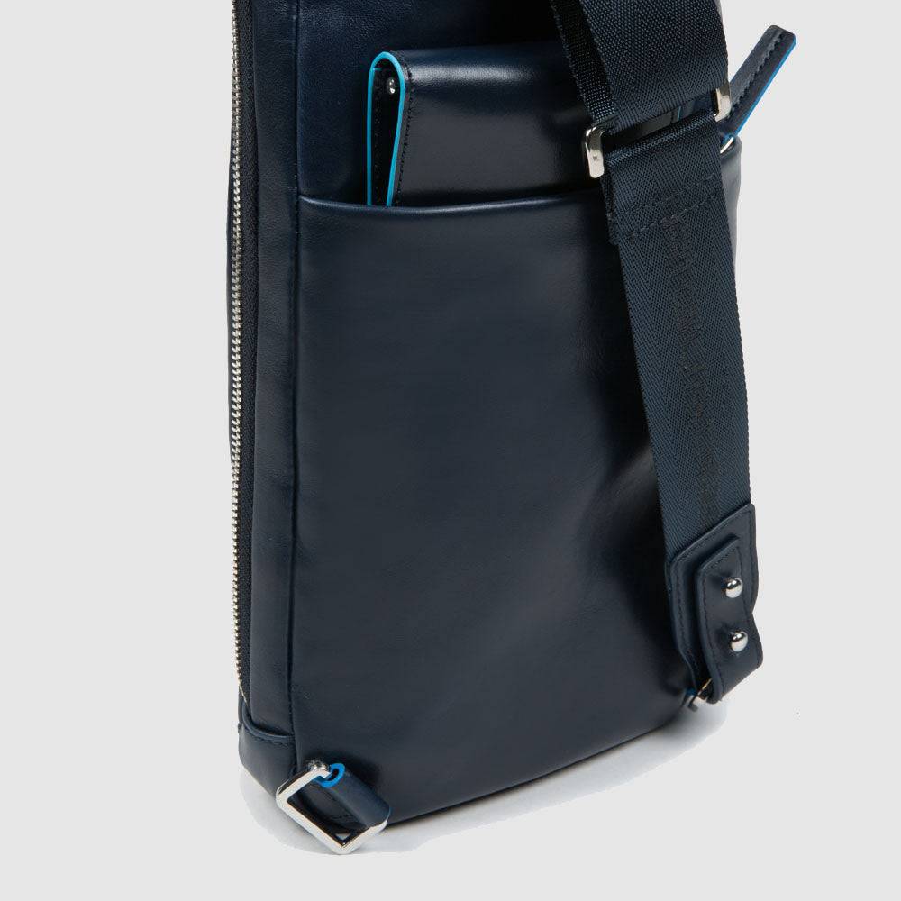 Piquadro Mono sling bag with iPad®mini compartment Economico
