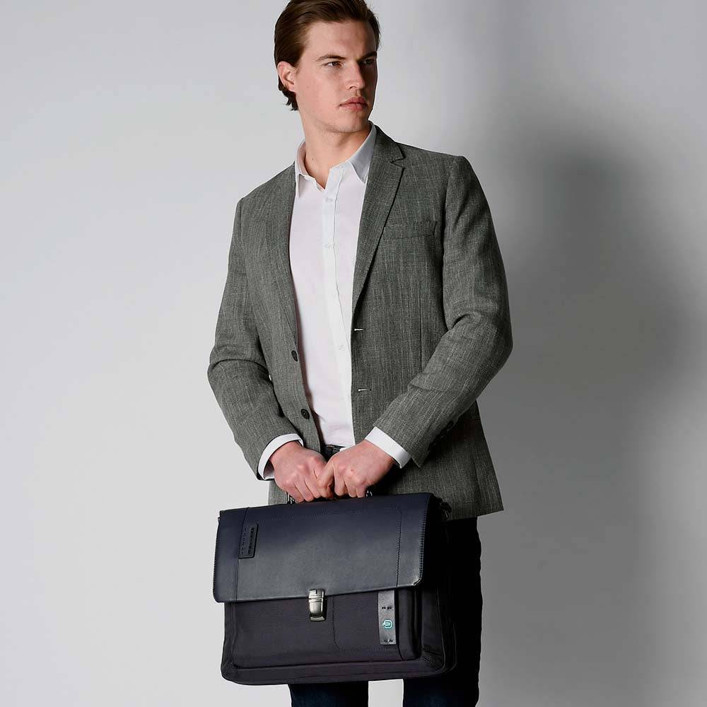 Piquadro Flap-over, expandable computer bag 15" Sottocosto
