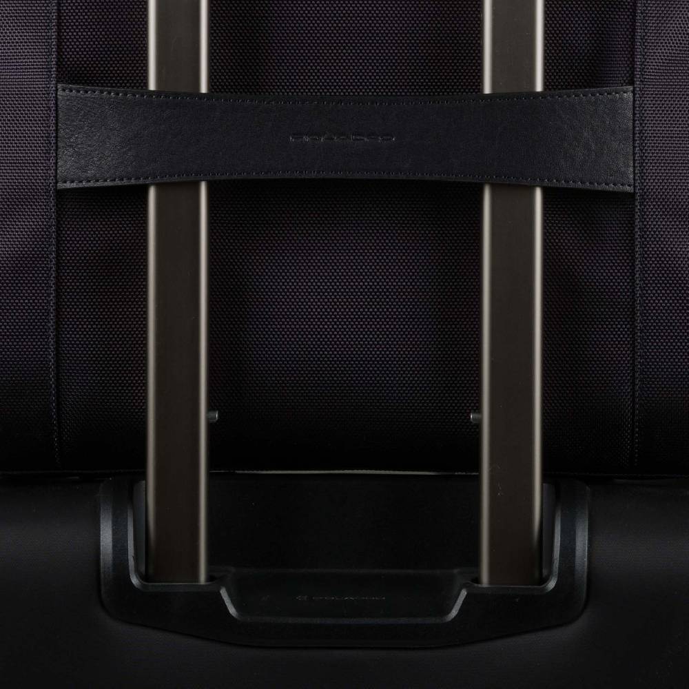 Piquadro 10.5"/9.7" laptop and iPad® messenger bag, Convenienza