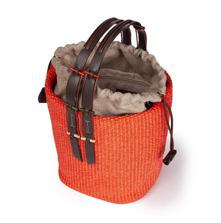 Roberta Gandolfi Fernanda Bucket in rafia con finiture in pelle di vitello con tracolla staccabile Convenienza