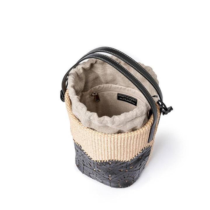 Roberta Gandolfi Giulia Bucket in rafia e pelle il pannello tagliato al laser è interamente cucito a mano con tracolla staccabile Vendita Economica