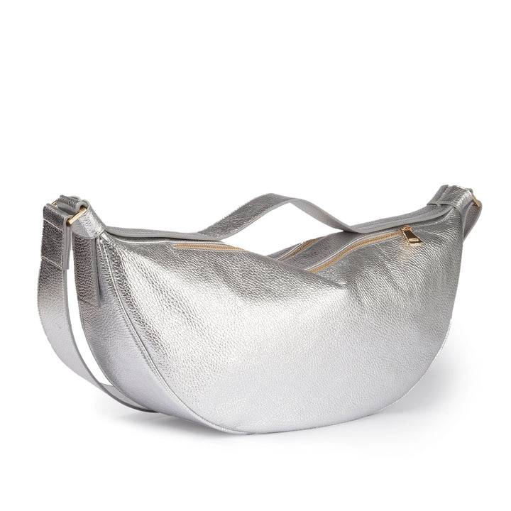 Roberta Gandolfi Micol Banana cross body in vitello martellato metal con tracolla regolabile Italia