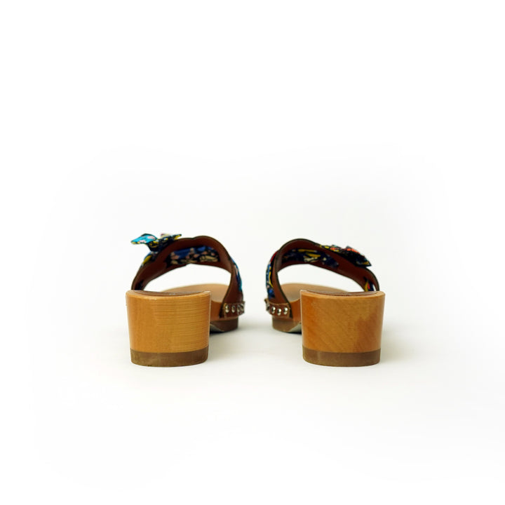 Roberta Gandolfi Lola Chain sandali in legno e pelle di vitello con fiocco stampa african Negozio