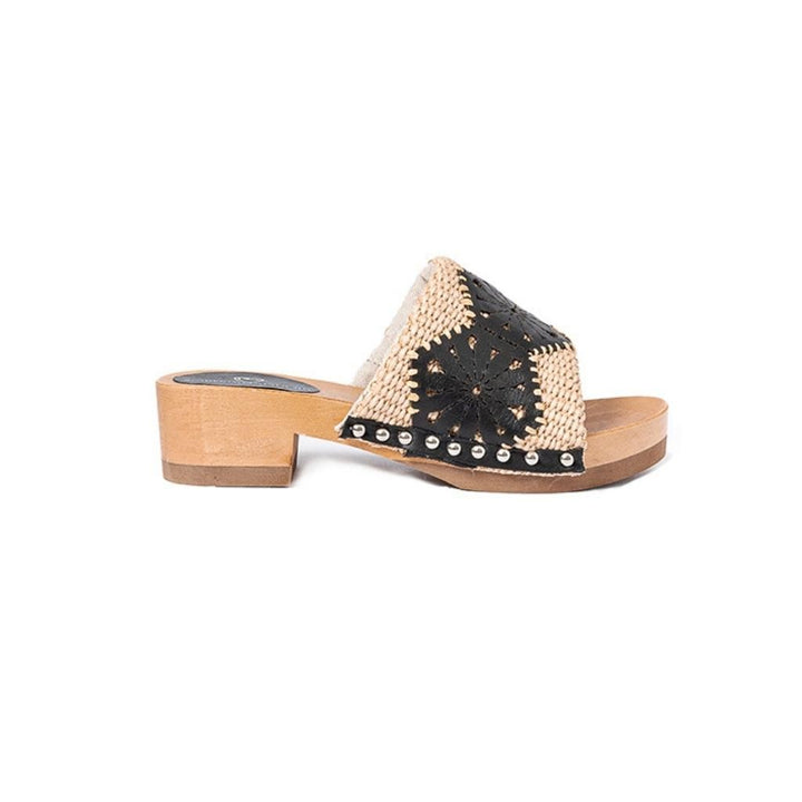 Roberta Gandolfi Sandalo Giulia platform in legno e tomaia in rafia e pelle di vitello laserata con disegno pizzo geometrico In Saldo