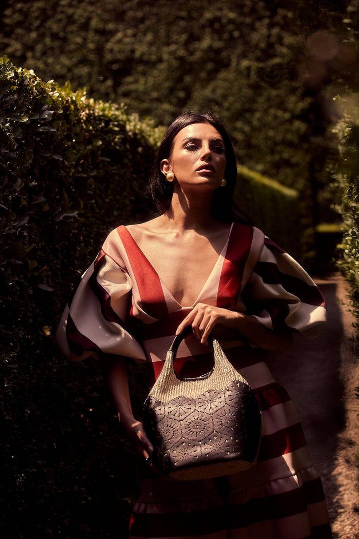 Roberta Gandolfi Giulia Handbag in rafia e pelle il pannello tagliato al laser è interamente cucito a mano con tracolla staccabile 50% di sconto per tempo limitato