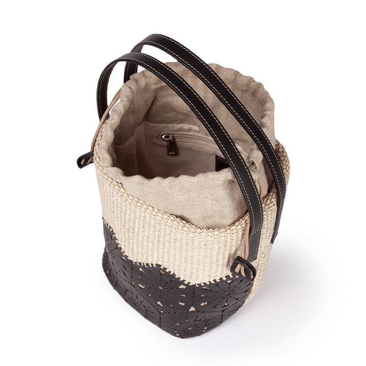 Roberta Gandolfi Giulia Bucket in rafia e pelle il pannello tagliato al laser è interamente cucito a mano con tracolla staccabile Promozione Limitata