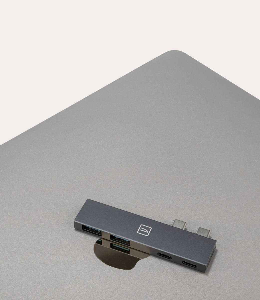 Tucano Hub type-C 4-in-1 con USB 3.0 + USB-C PD per MacBook Pro/Air Solo un giorno rimasto