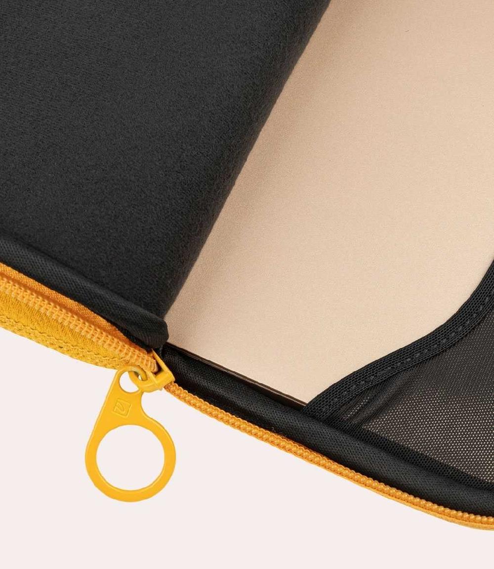 Tucano Second skin per laptop 13" e 14" Saldi Di Fabbrica