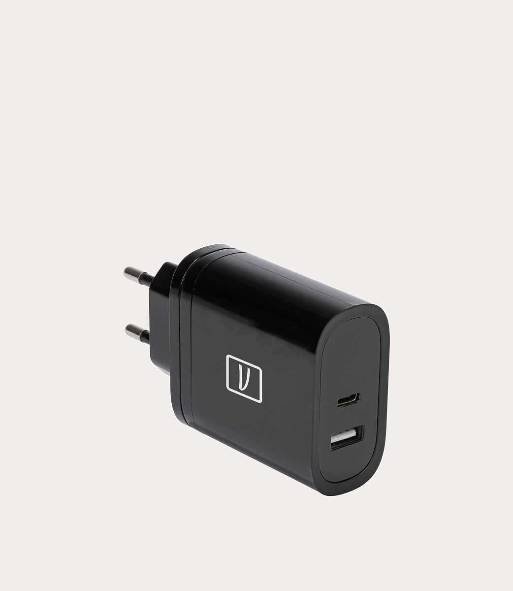 Tucano Doppio caricabatteria da parete USB-A/USB-C GaN da 65W Acquista Ora