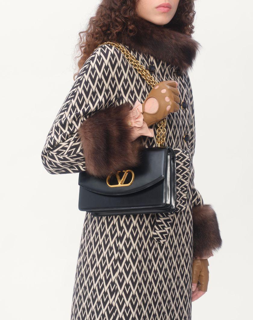 Valentino Handbags Borsa A Spalla Valentino Garavani Vain In Vitello Lucido per Donna in Marrone | Valentino IT Italia