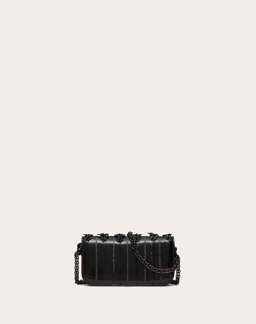 Valentino Handbags Borsa Piccola A Spalla Valentino Garavani Locò Ricamata In Anguilla per Donna in Nero | Valentino IT Online