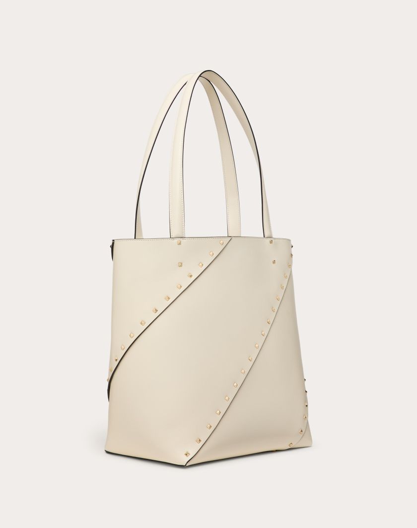 Valentino Handbags Borsa Shopping Valentino Garavani Valentino Garavani Rockstud Wispy In Vitello per Donna in Tabacco | Valentino IT Affare Del Giorno