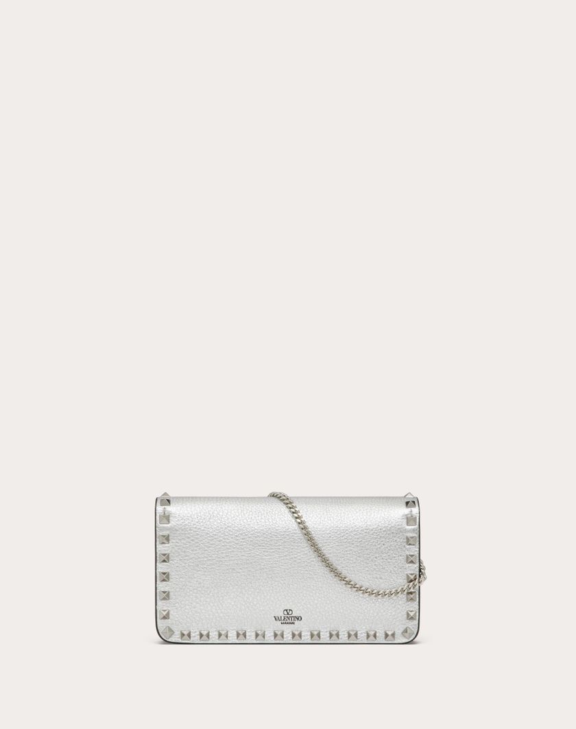 Valentino Handbags Portafoglio Con Catena Rockstud In Vitello Granato Metallizzato per Donna in Argento | Valentino IT Qualità Garantita