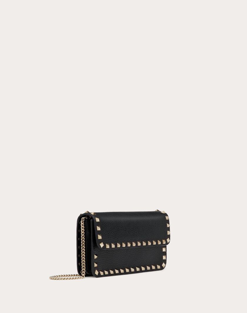 Valentino Handbags Pouch Con Catena Rockstud In Vitello Granato per Donna in Nero | Valentino IT Negozi Online