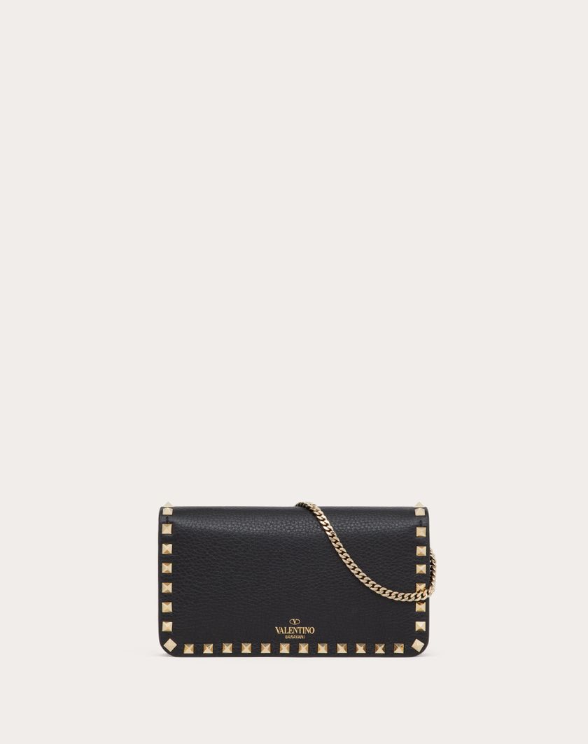 Valentino Handbags Pouch Con Catena Rockstud In Vitello Granato per Donna in Nero | Valentino IT Negozi Online