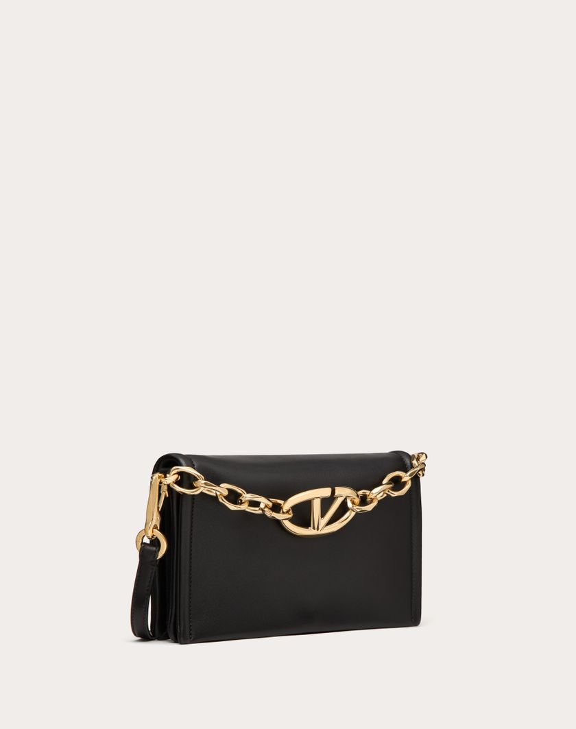 Valentino Handbags Clutch Vlogo Chain In Nappa Con Catena per Donna in Nero | Valentino IT Outlet
