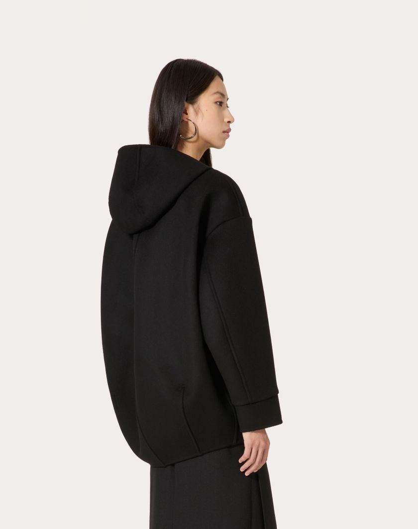 Valentino Handbags Caban In Compact Drap per Donna in Nero | Valentino IT Pezzi Unici