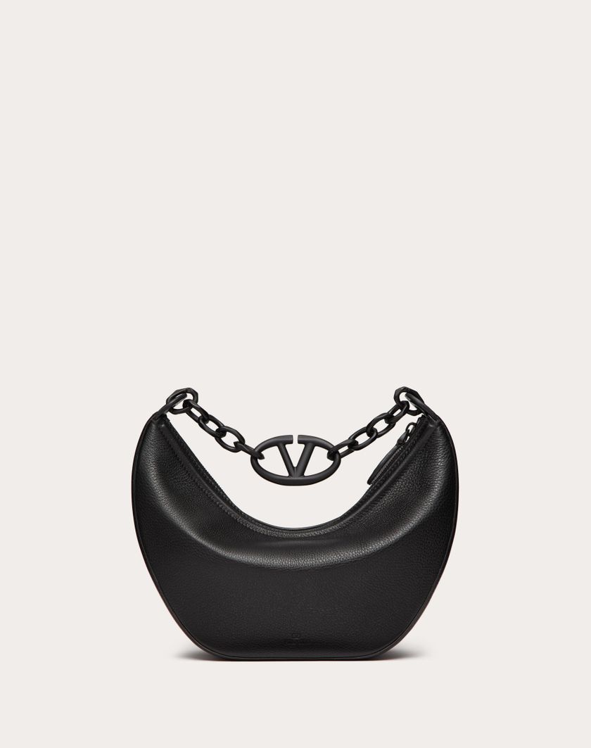 Valentino Handbags Hobo Piccola Vlogo Moon Bag In Vitello Granato Con Catena per Donna in Nero | Valentino IT In vendita