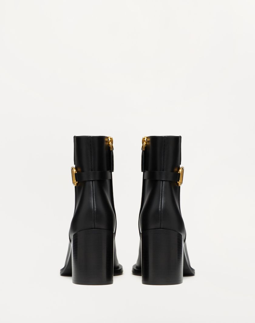 Valentino Handbags Stivaletto Vlogo Signature In Vitello 75mm per Donna in Nero | Valentino IT Offerta San Valentino