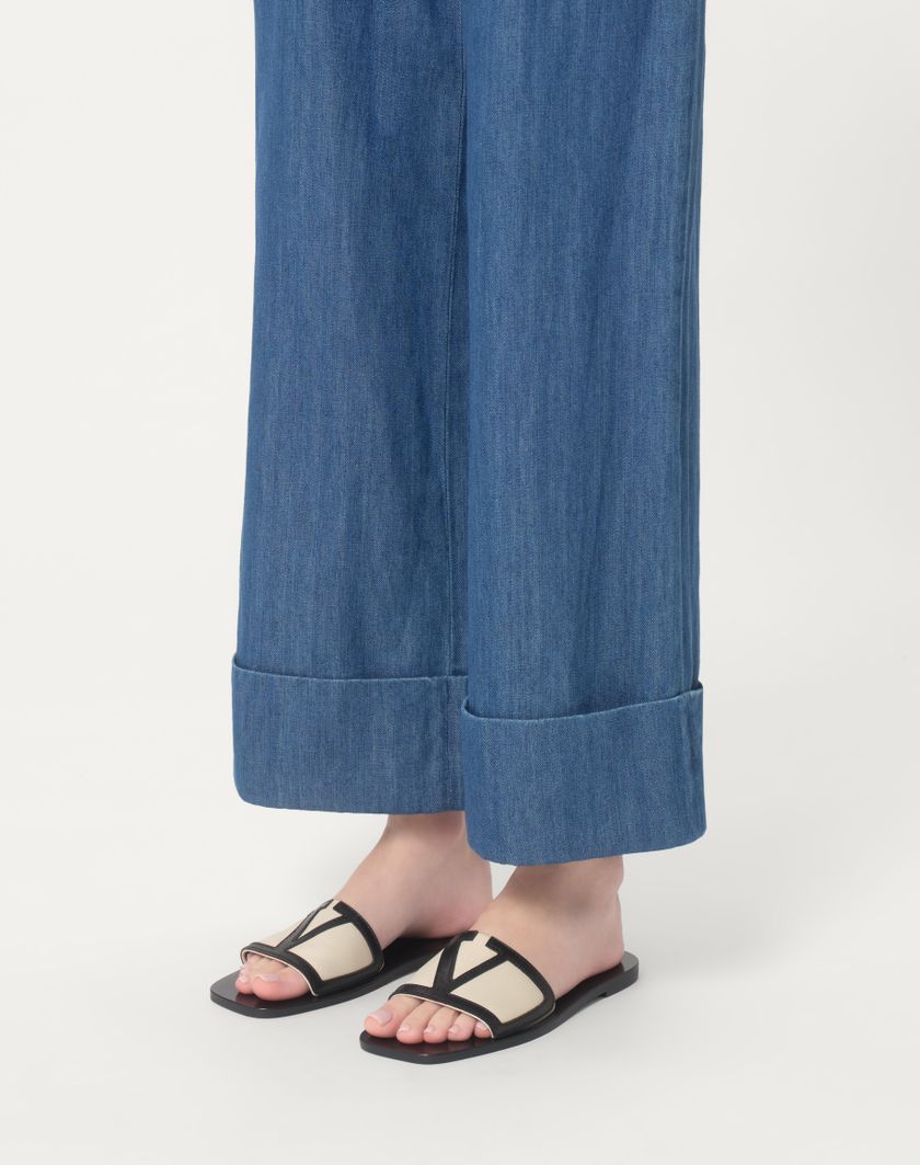 Valentino Handbags Sandalo Slide Viva Superstar In Nappa per Donna in Burro/nero | Valentino IT Ultimo giorno