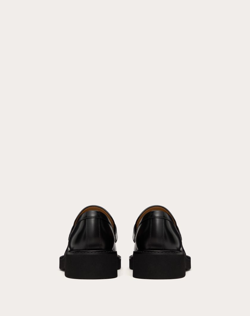 Valentino Handbags Mocassino Vlogo Locker In Vitello 40mm per Donna in Nero | Valentino IT Nuovi prodotti