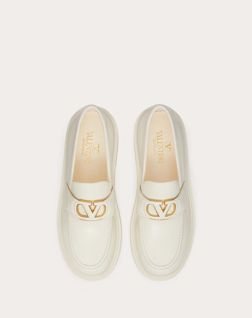 Valentino Handbags Mocassino Vlogo Signature In Vitello per Donna in Avorio | Valentino IT Offerte speciali