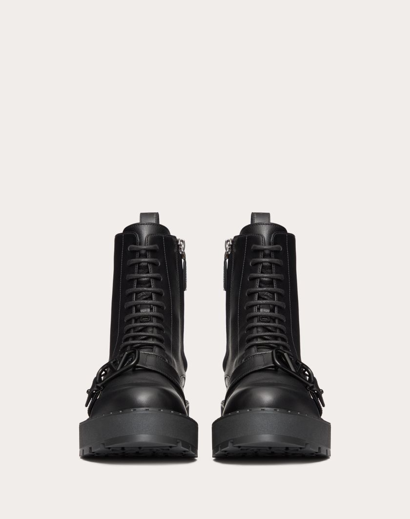 Valentino Handbags Combat Boot Vlogo Signature In Vitello 45mm per Donna in Nero | Valentino IT Enormi risparmi