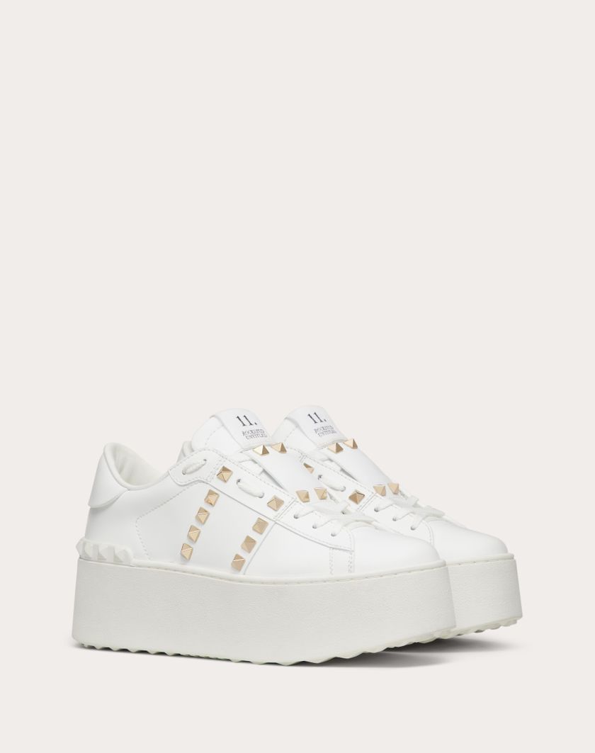 Valentino Handbags Sneaker Flatform Rockstud Untitled In Vitello per Donna in Bianco | Valentino IT Acquista Ora