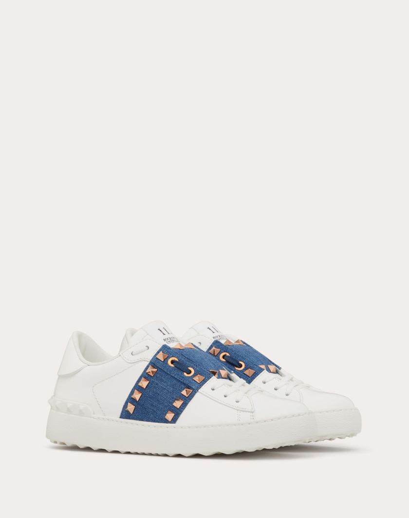 Valentino Handbags Sneaker Rockstud Untitled In Vitello Con Banda In Denim per Donna in Denim/bianco | Valentino IT Sottocosto