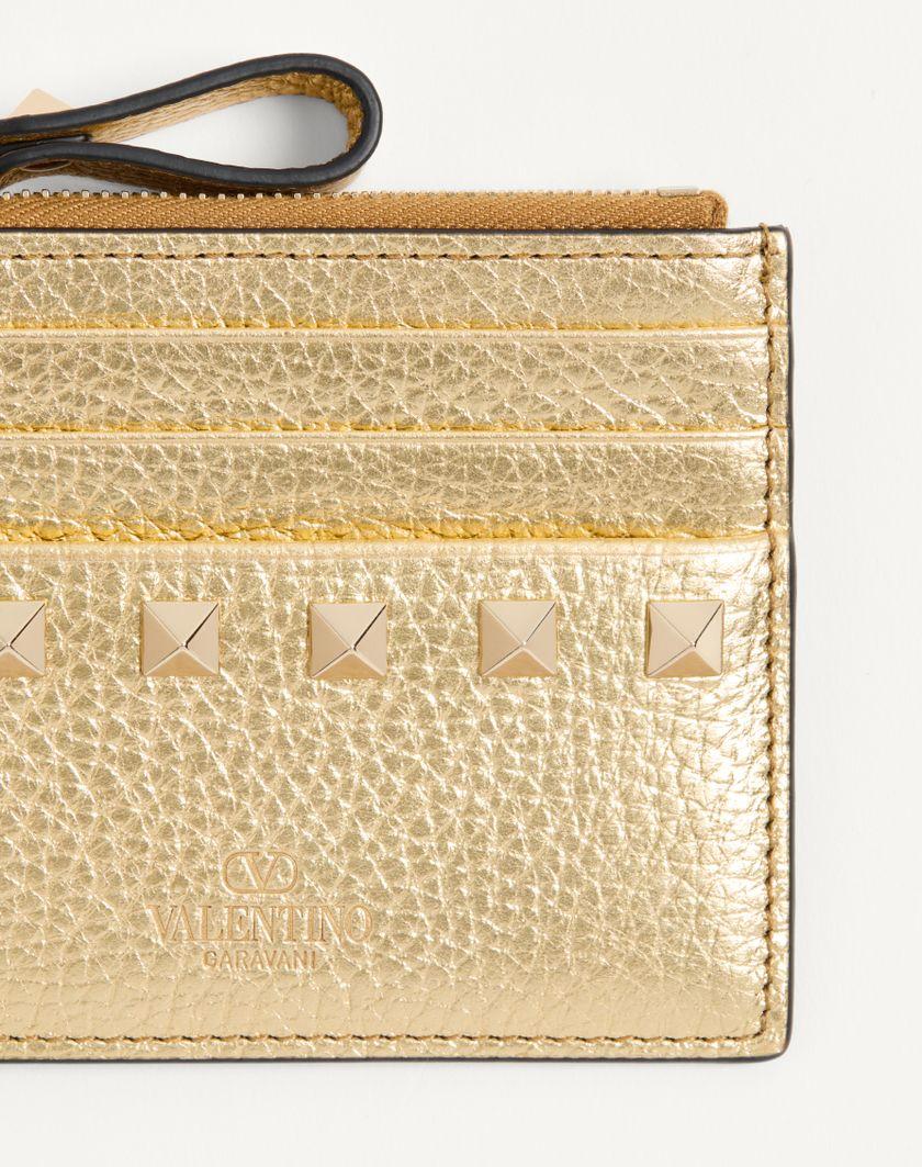 Valentino Handbags Portacarte Con Zip Rockstud In Vitello Granato Laminato per Donna in Antique Brass | Valentino IT Saldi Di Fabbrica