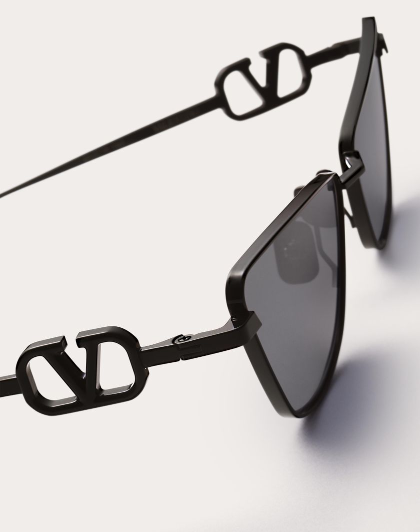 Valentino Handbags Vlogo Sign Occhiale Cat-eye In Titanio in Grigio Scuro | Valentino IT Offerta settimanale