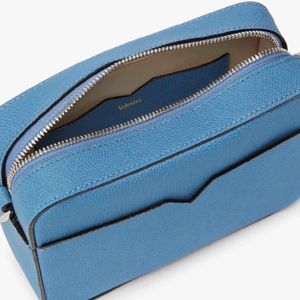 Valextra Borsa a tracolla Uomo di Lusso in Pelle Azzurra | Valextra V-Line Saldi Di Fabbrica