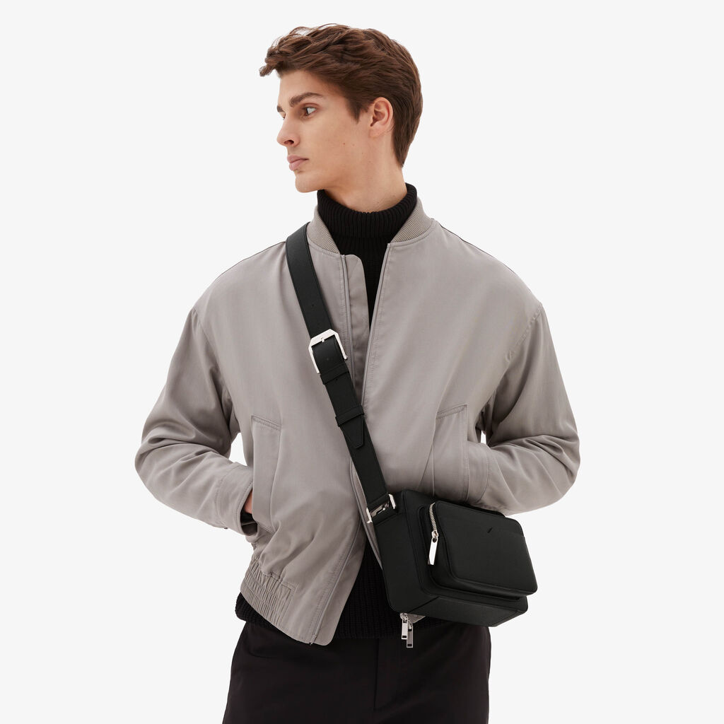 Valextra Borsa compatta Reporter in Pelle Nera | Valextra V-Line Qualità Garantita
