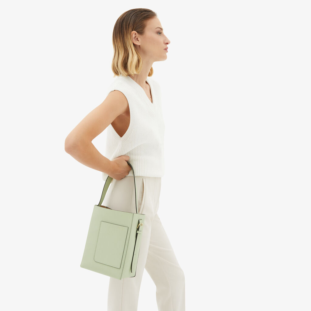 Valextra Borsa a secchiello da Donna Mini in Pelle Verde | Valextra Soft Acquista Ora