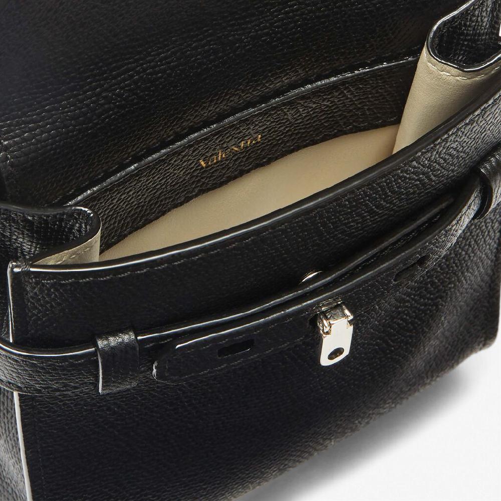 Valextra Borsa a tracolla slim Micro in Pelle Nera | Valextra Brera Convenienza