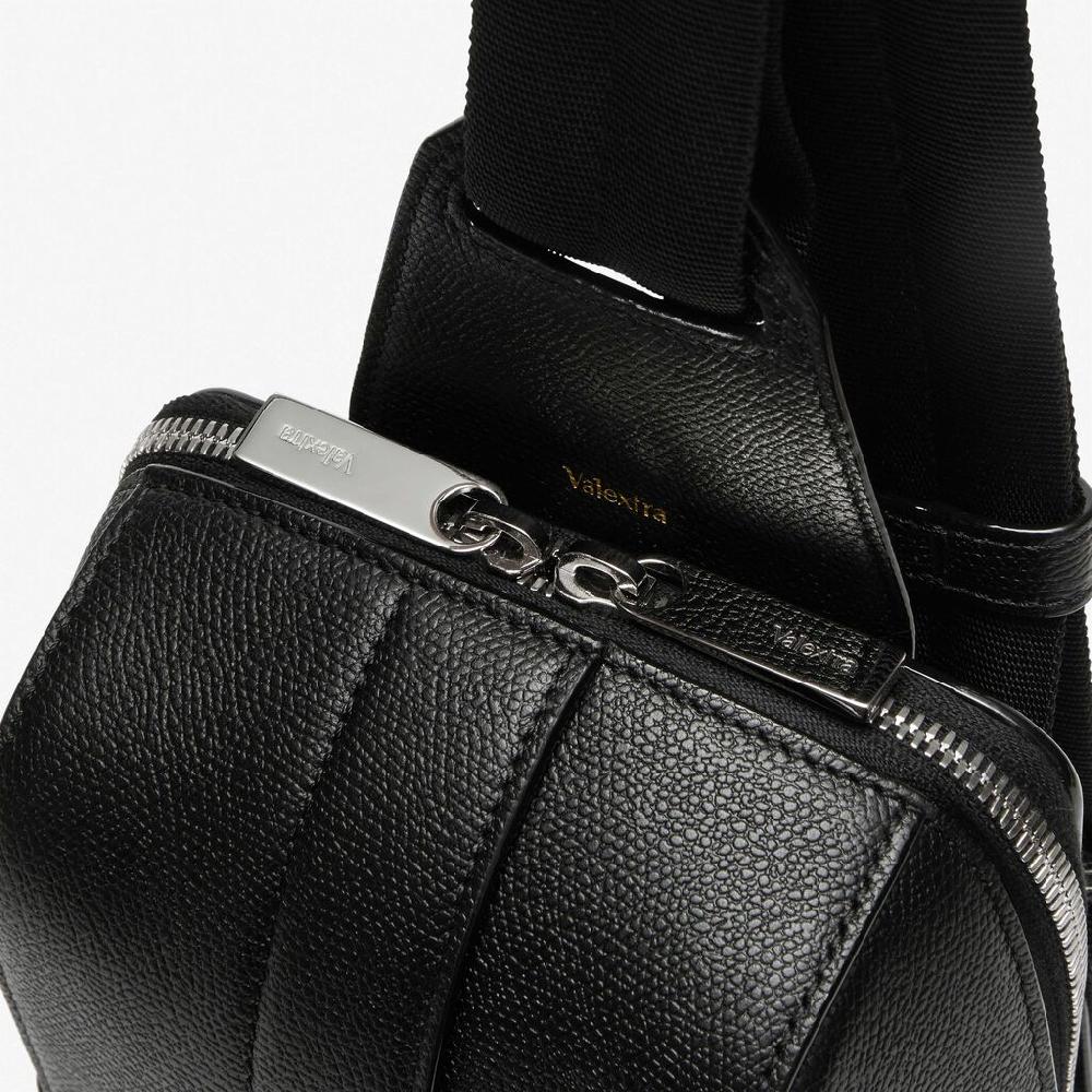 Valextra Zaino monospalla piccolo in Pelle Nera | Valextra V-Line Italia