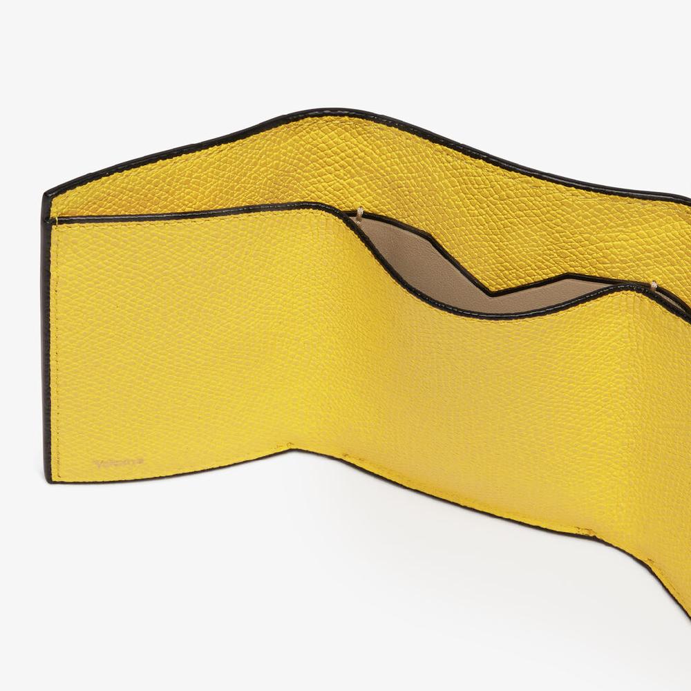 Valextra Portafoglio bifold in Pelle Gialla | Valextra Spedizione Gratuita