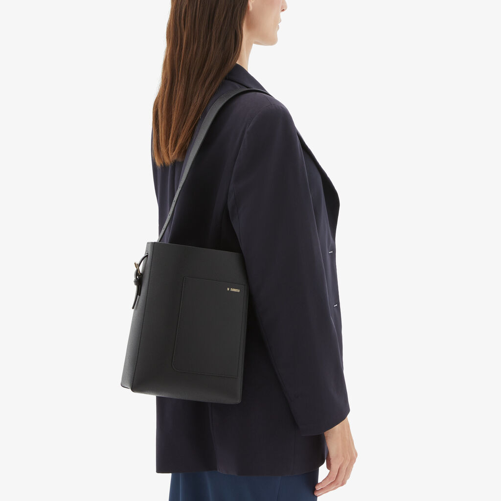 Valextra Borsa a secchiello da Donna di Lusso in Pelle Nera | Valextra Soft Saldi Di Fabbrica