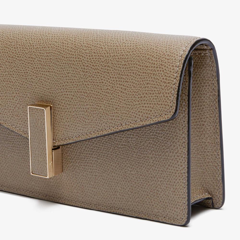 Valextra Clutch da Donna in Pelle Marrone di Lusso | Valextra Iside Qualità