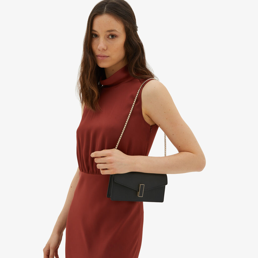 Valextra Borsa clutch semplice in Pelle Nera | Valextra Iside I Più Venduti