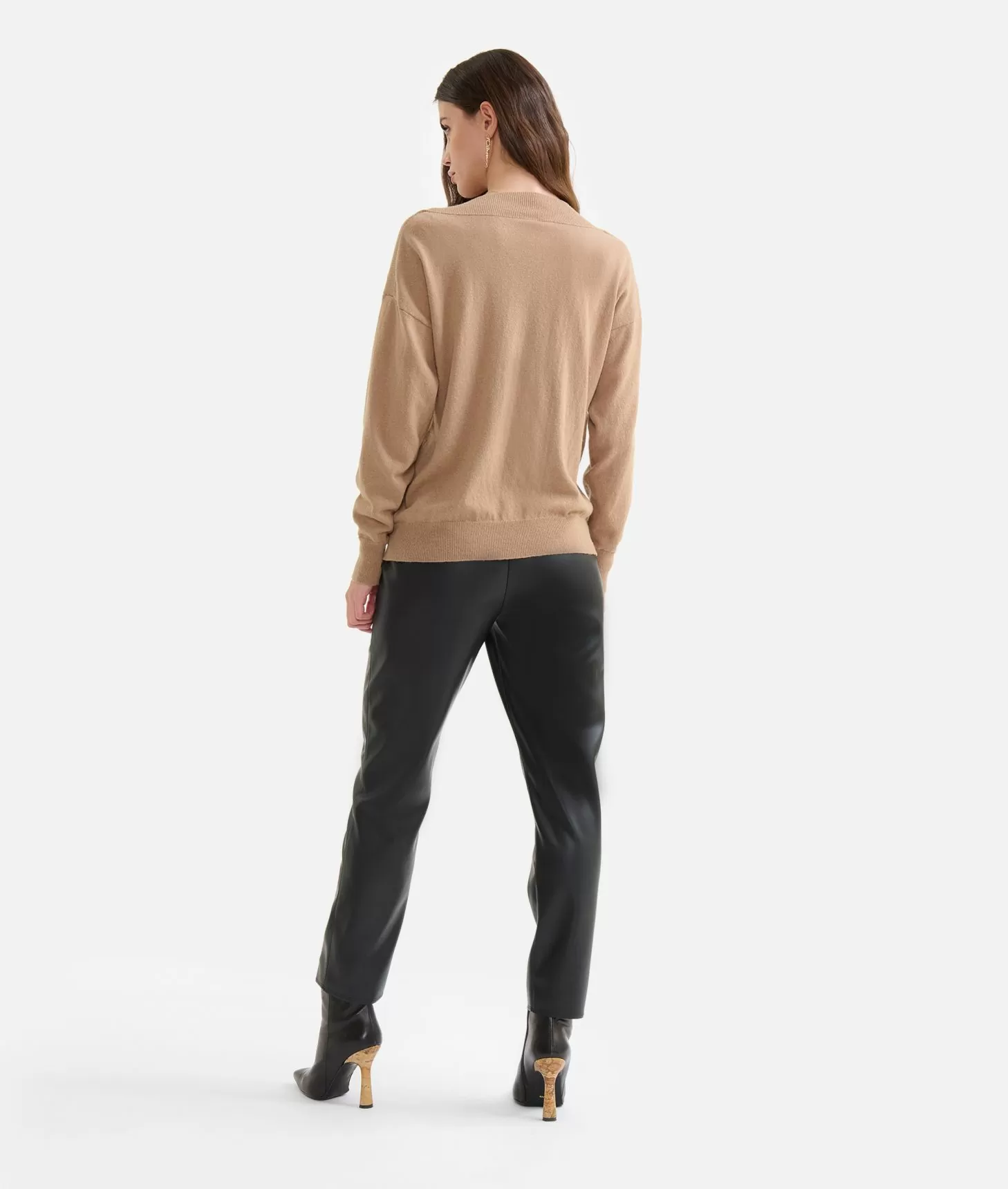 Alviero martini 1a classe Maglia in filato misto cashmere con bottoni Geo Classic Cammello Pezzi Unici