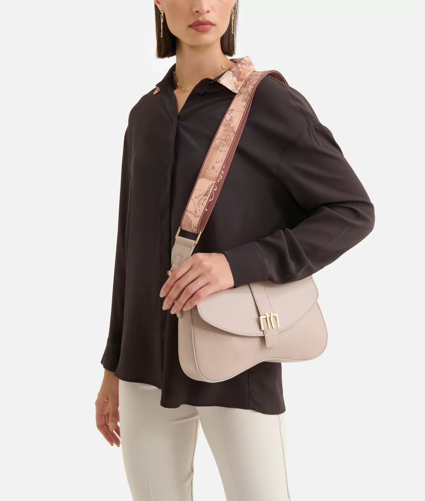 Alviero martini 1a classe Inspiring Bag tracolla con patta Taupe Chiaro Acquista Ora